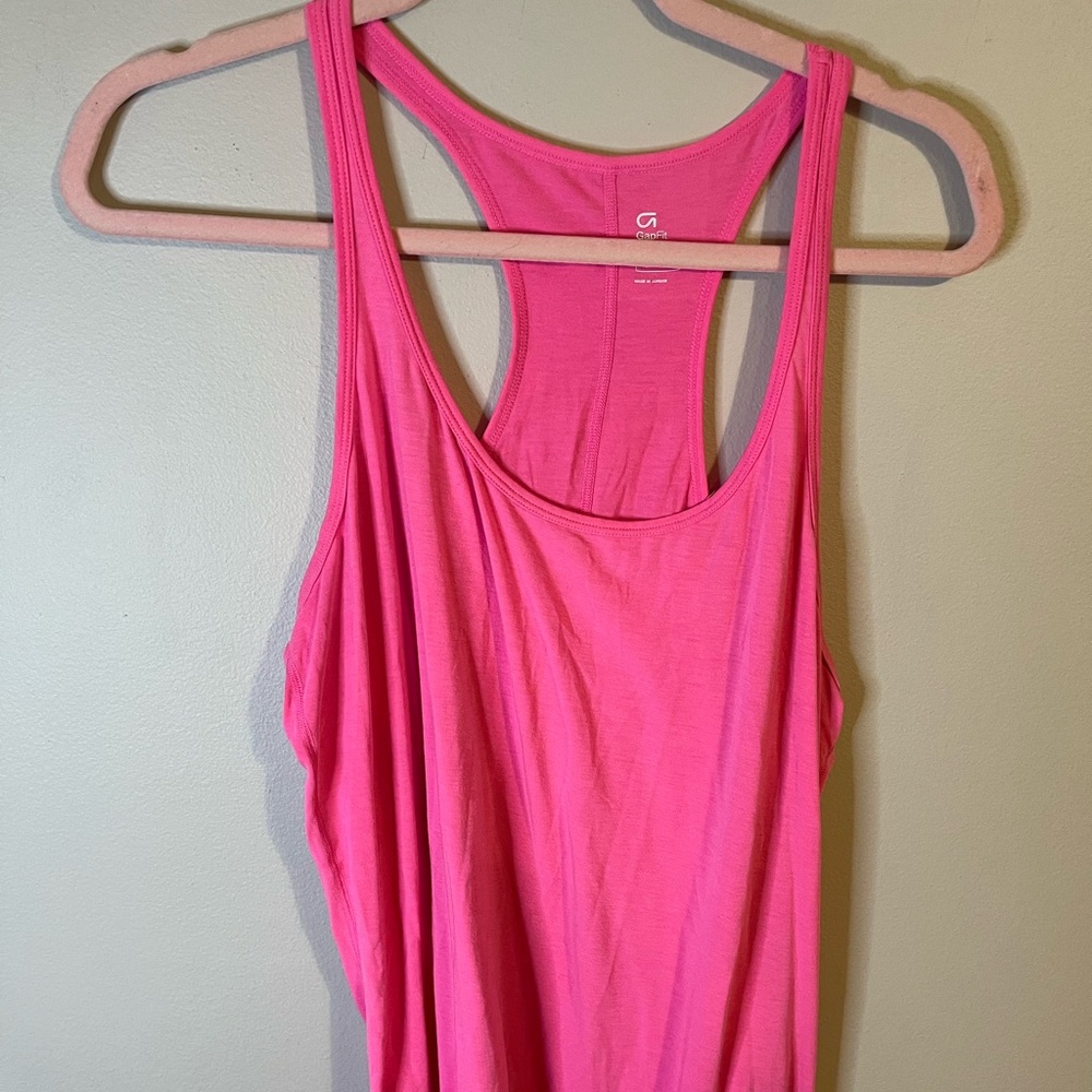 Gapfit tank top! New!
